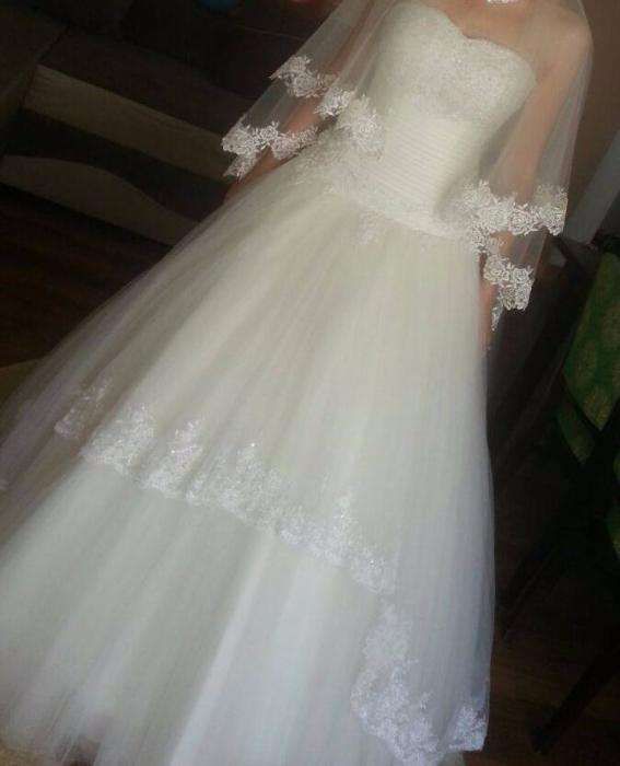 Rochie mireasa ivory