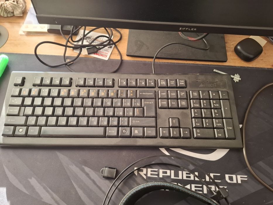 Igravoy kompyuter sotiladi
IGROVOY KOMPYUTER (PC)

MB: GIGABYTE B760M