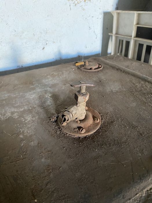 Бензобак на 200л.