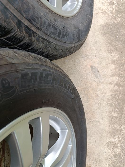 Зимни гуми Michelin 215 70 16