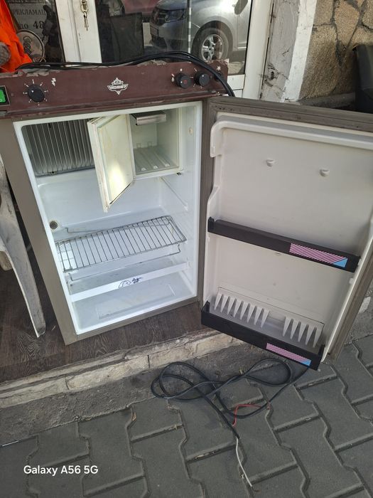 Авто хладилник Electrolux 12/220v/gaz