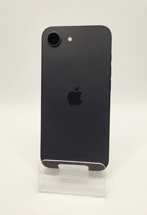 IPhone 16e / Black / DeluxGSM