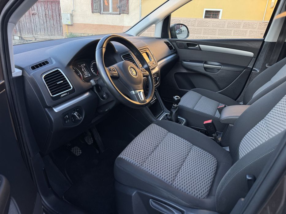 VOLKSWAGEN Sharan 2012 — imagine 5