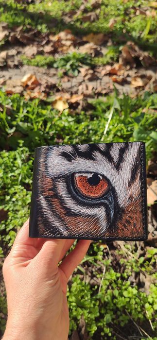 Ръчно изработен кожен портфейл за мъже, с тиснение и рисунка "Тигър"