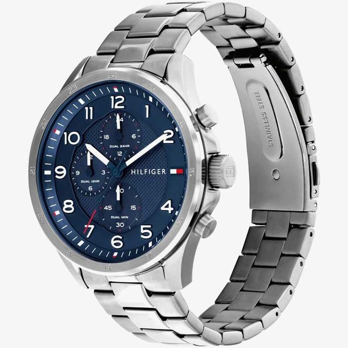 Часовник Tommy Hilfiger Axel - чисто нов, оригинал, хронограф.