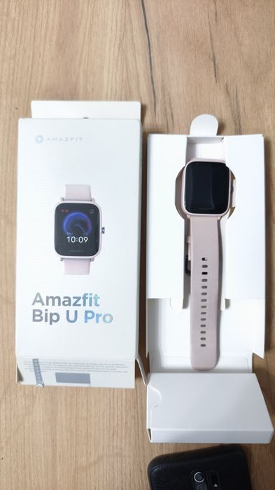 Смарт часы Amazfit Bip U Pro в идеальном состоянии