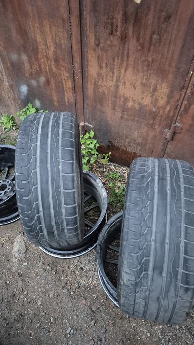 Резина Vitour 245 40 r20, пара