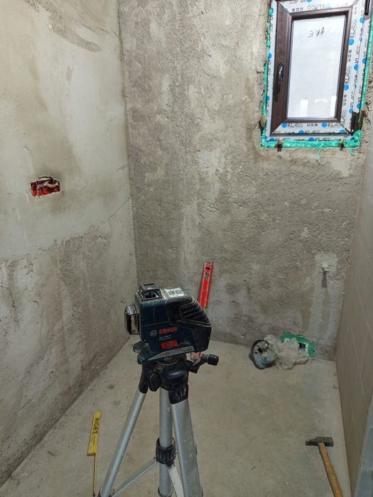 Vând laser Bosch profesional