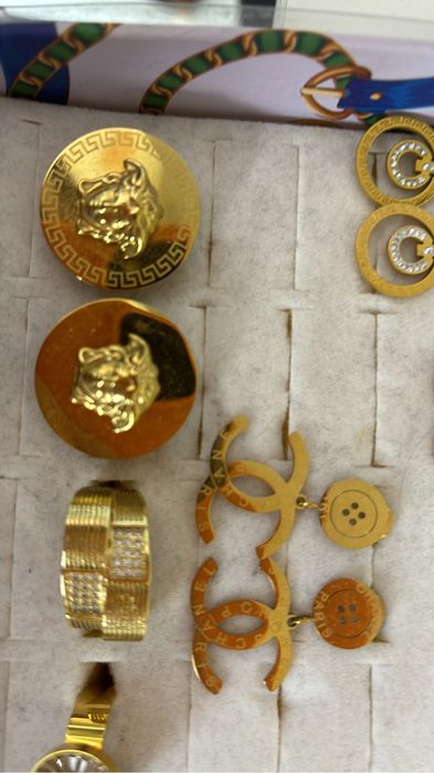 Inoxinoxidabil Placat cu aur de 14k rezistente la apă