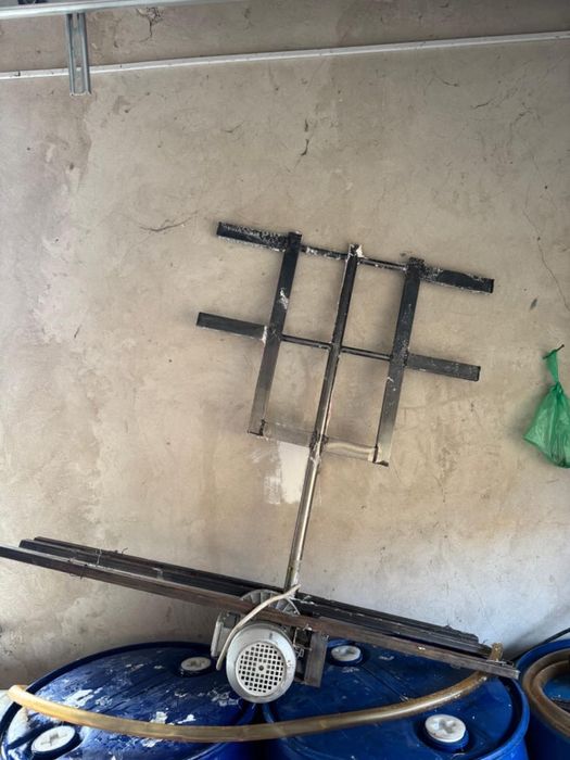 Продаётся качественный мотор с миксером