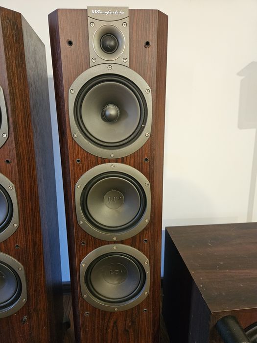 Boxe Wharfedale Vardus VR400 UK  sistem5.1