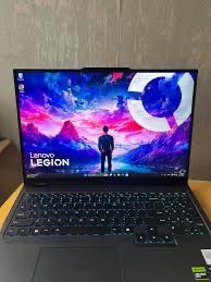 Laptop Lenovo Legion 82JU