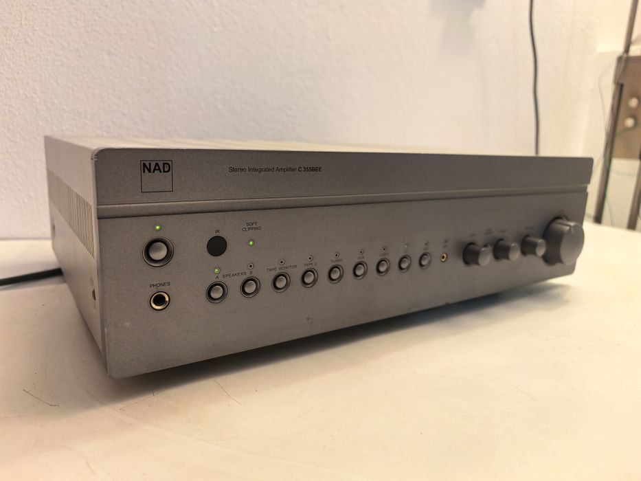 Amplificator NAD C 355 BEE statie