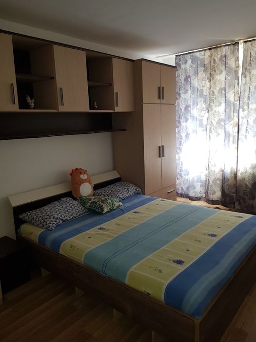 Apartament cu o camera de inchiriat
