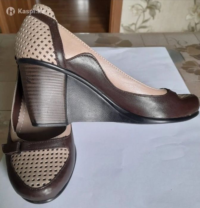 Продам кожаные туфли