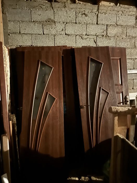 Двери бу 10.000 штук