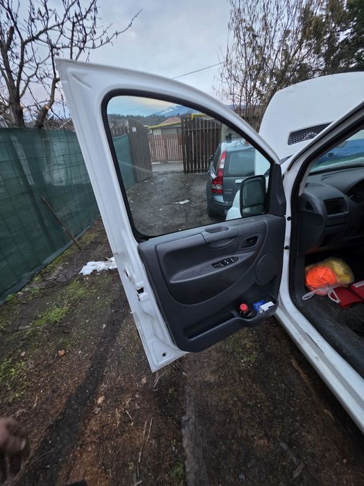 Предни Врати за Citroen jumpy 2014-2019 година