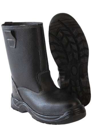 Продаётся зимний спец сапоги