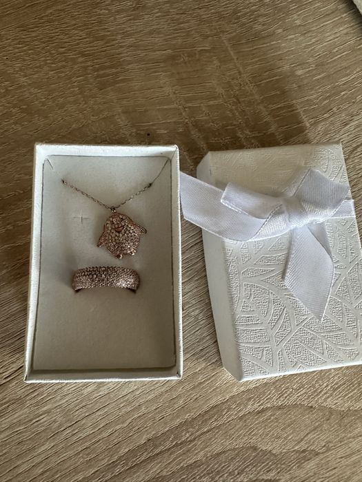 Сет колие и пръстен