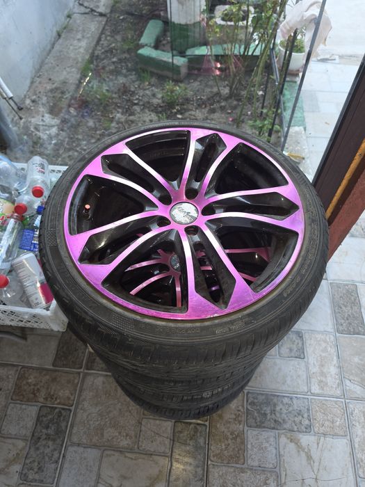 Genti auto de wolkswagen cu tot cu anvelope