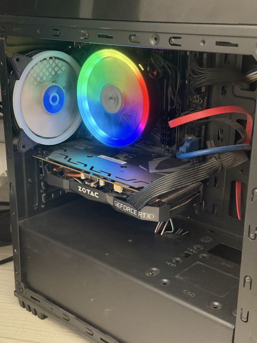 Vand Pc Gaming ,rtx 2060 i7 10700f 16g ram ddr4