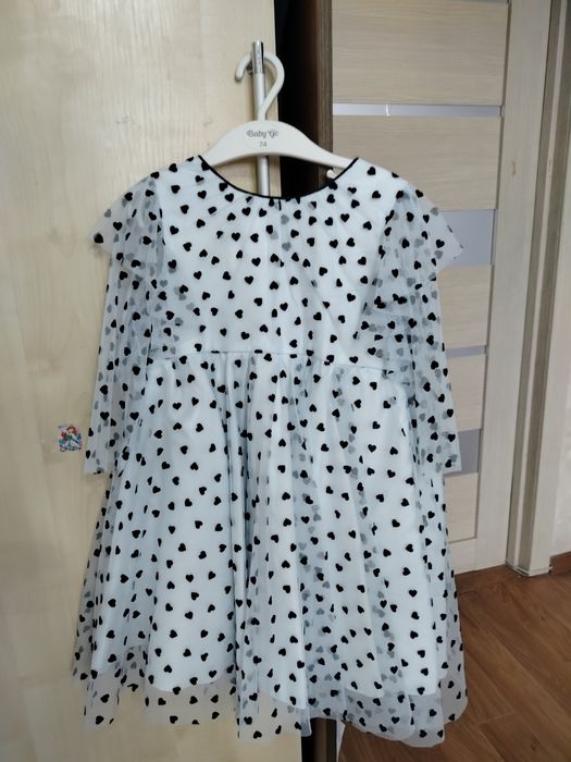 Продам платья на девочку