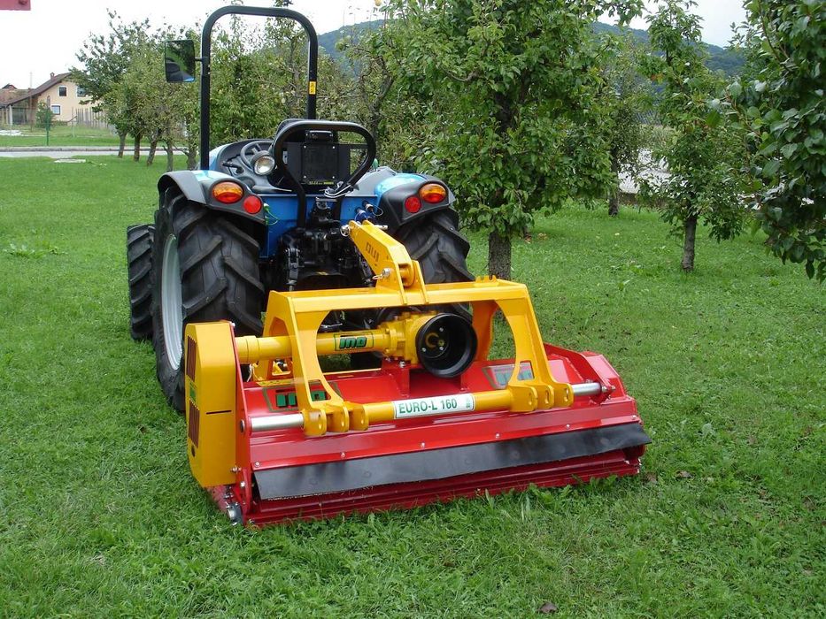 Измельчитель веток (Мульчер)