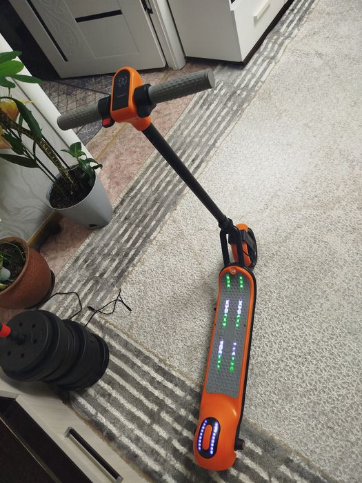 Электросамокат,для детей