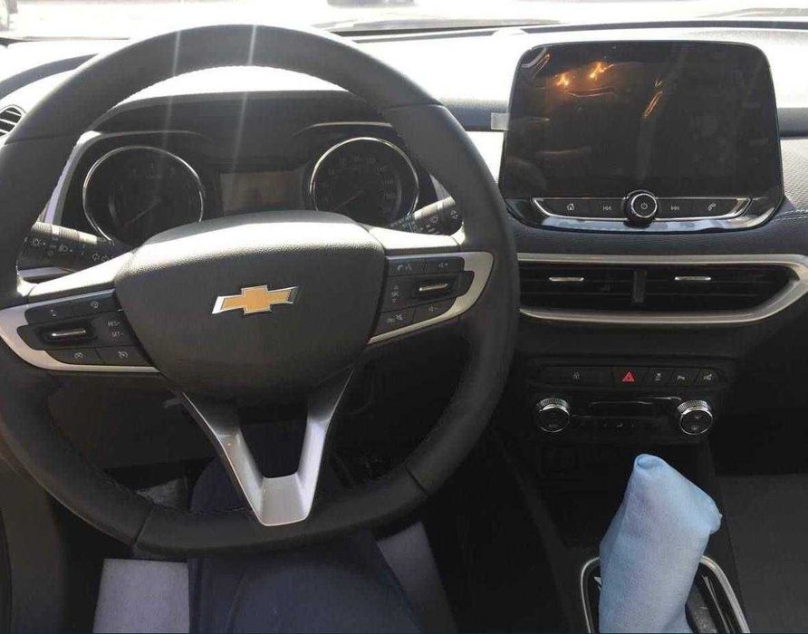 Tracker-2 Премьер-2024г. Фул позиция, без пробега