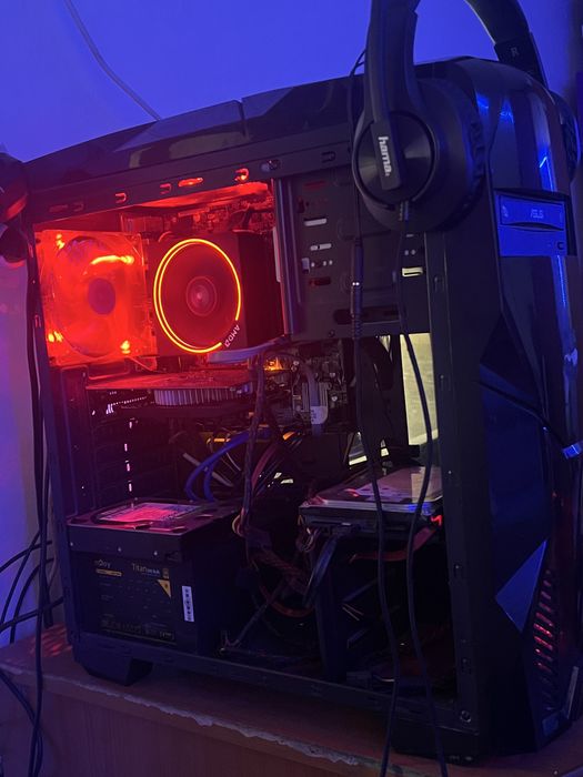 pc gaming se vinde urgent