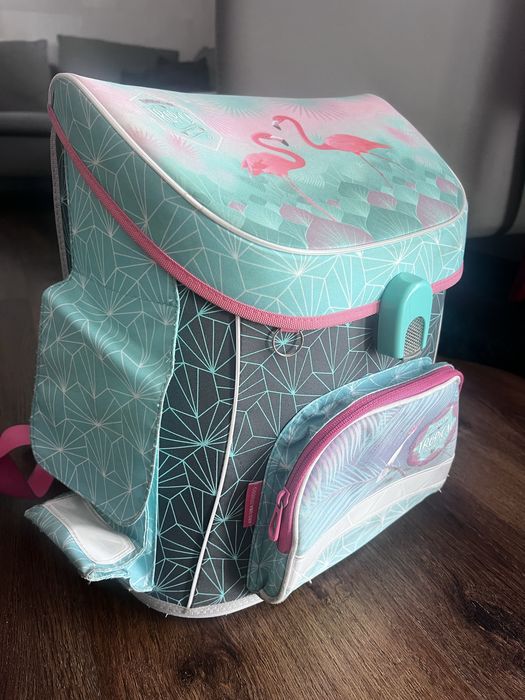 Раница за училище