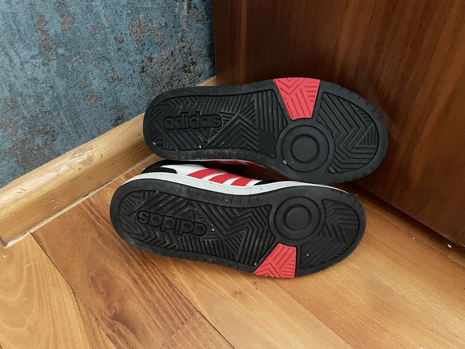Adidas high top ( marimea 35)