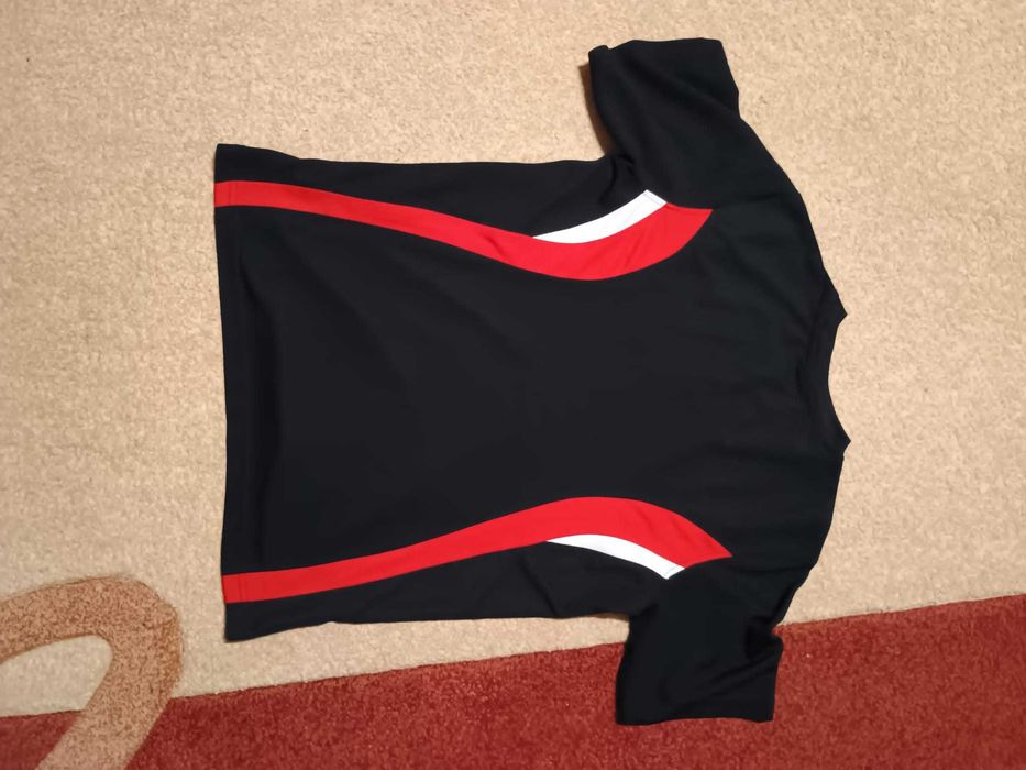 Pantaloni Nike+tricou sport 10-12 ani