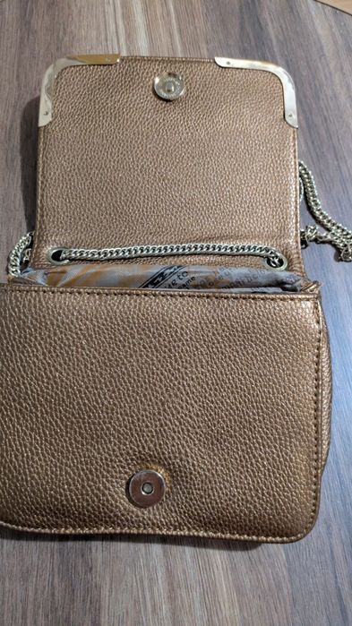 Geanta plic cu lănțișor