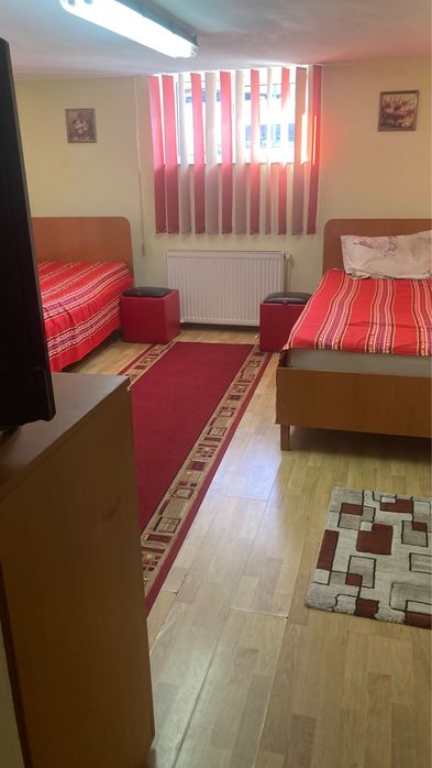 Cazare la casa, zona Grivitei