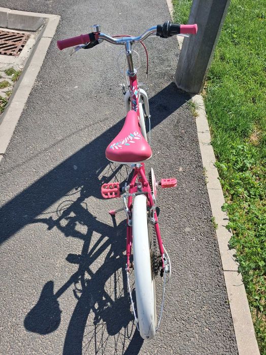 Vand bicicleta Btwin cu rotii 20