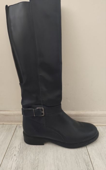 Естествена кожа дамски ботуши три броя