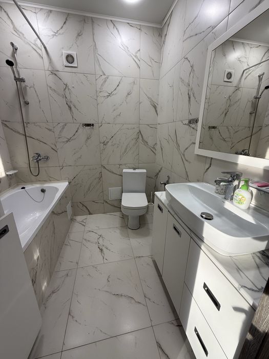 Сдам по суточно Евро двушка