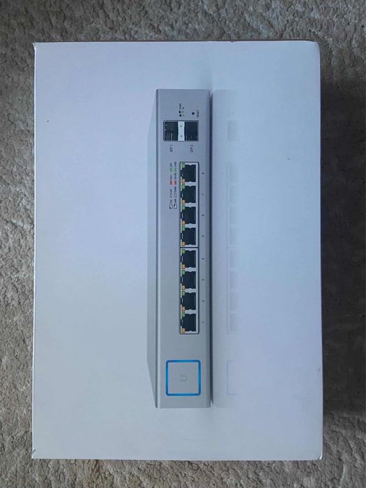 Ubiquiti UniFi US-8-150W