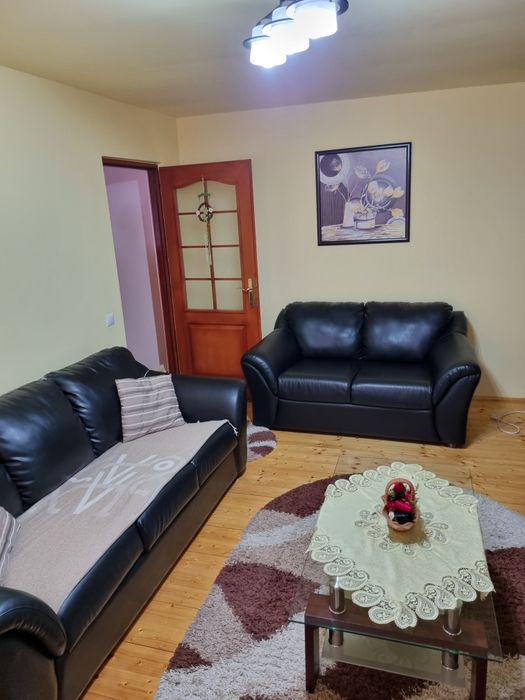 Apartament 2 camere de închiriat