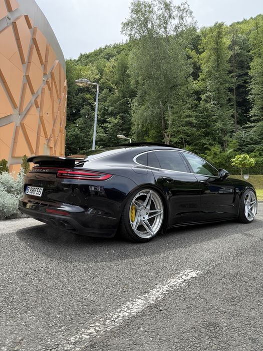 Porsche Panamera 4s
