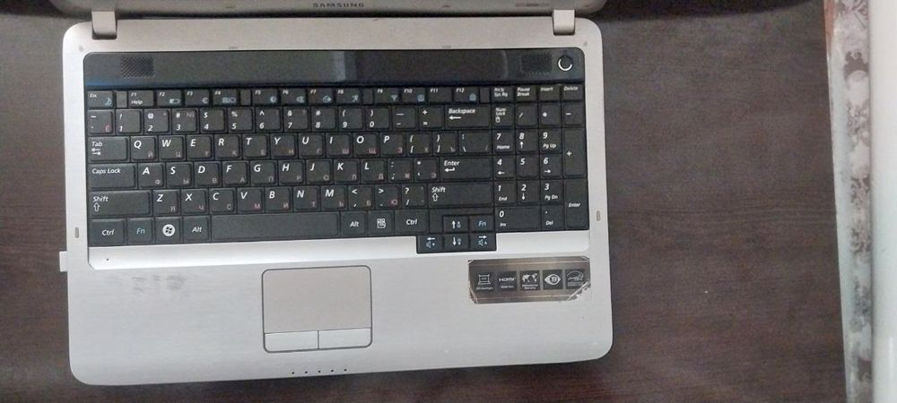 Samsung kampyuter sotiladi