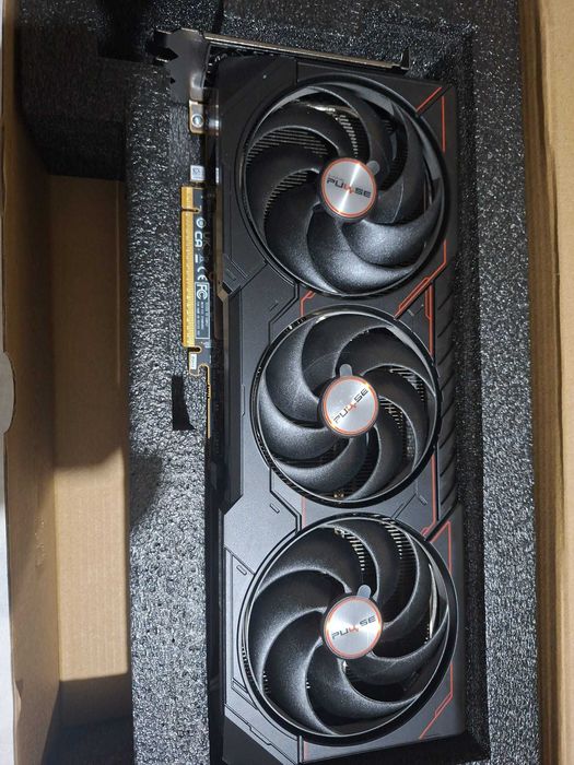 vand placa video saphire rx9070xt pulse garantie+factura emag 2 ani si 5 luni