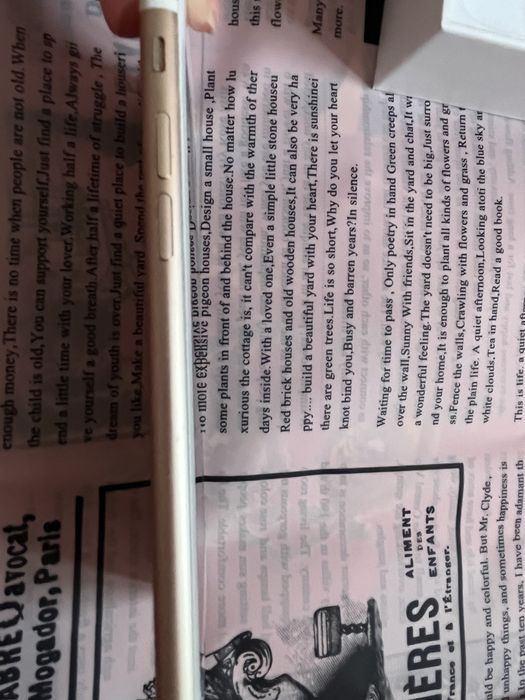 Продам Iphone 7 в отличном состоянии.