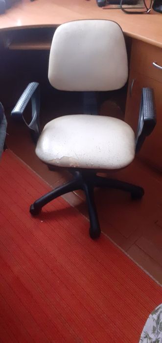 Продам компьютерный уголок