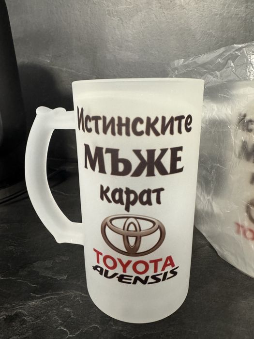 Стъклена халба Toyota
