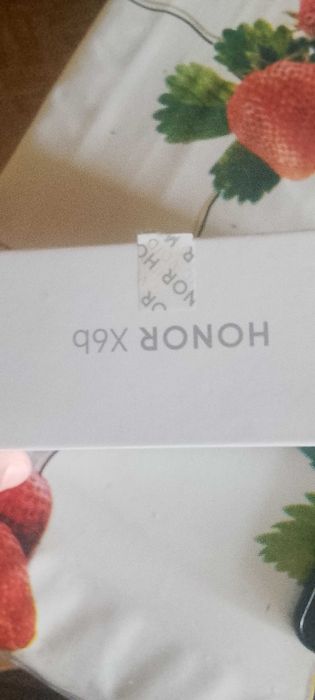 Продам  хонор X6b очень  хороший  телефон