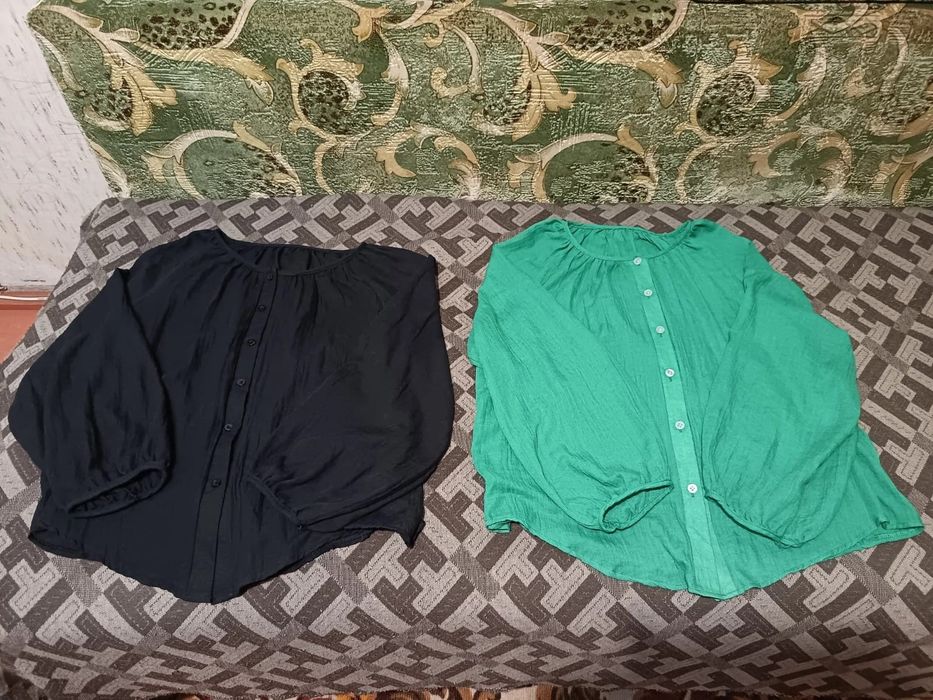 Дублёнка. Куртки разные. Блузки.