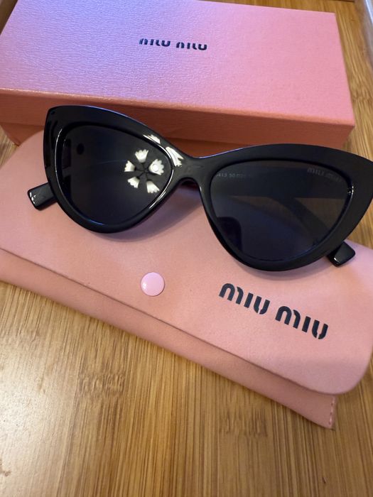 Дамски слънчеви очила