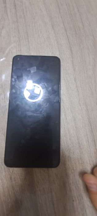 Телефон oppo Reno5